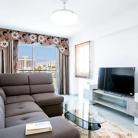 Fabulous New 2 Bedroom In Appartamento *