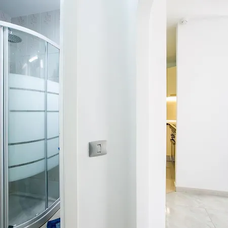 Fabulous New 2 Bedroom In *