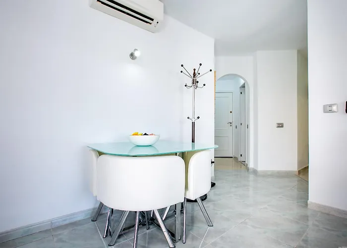 Fabulous New 2 Bedroom In